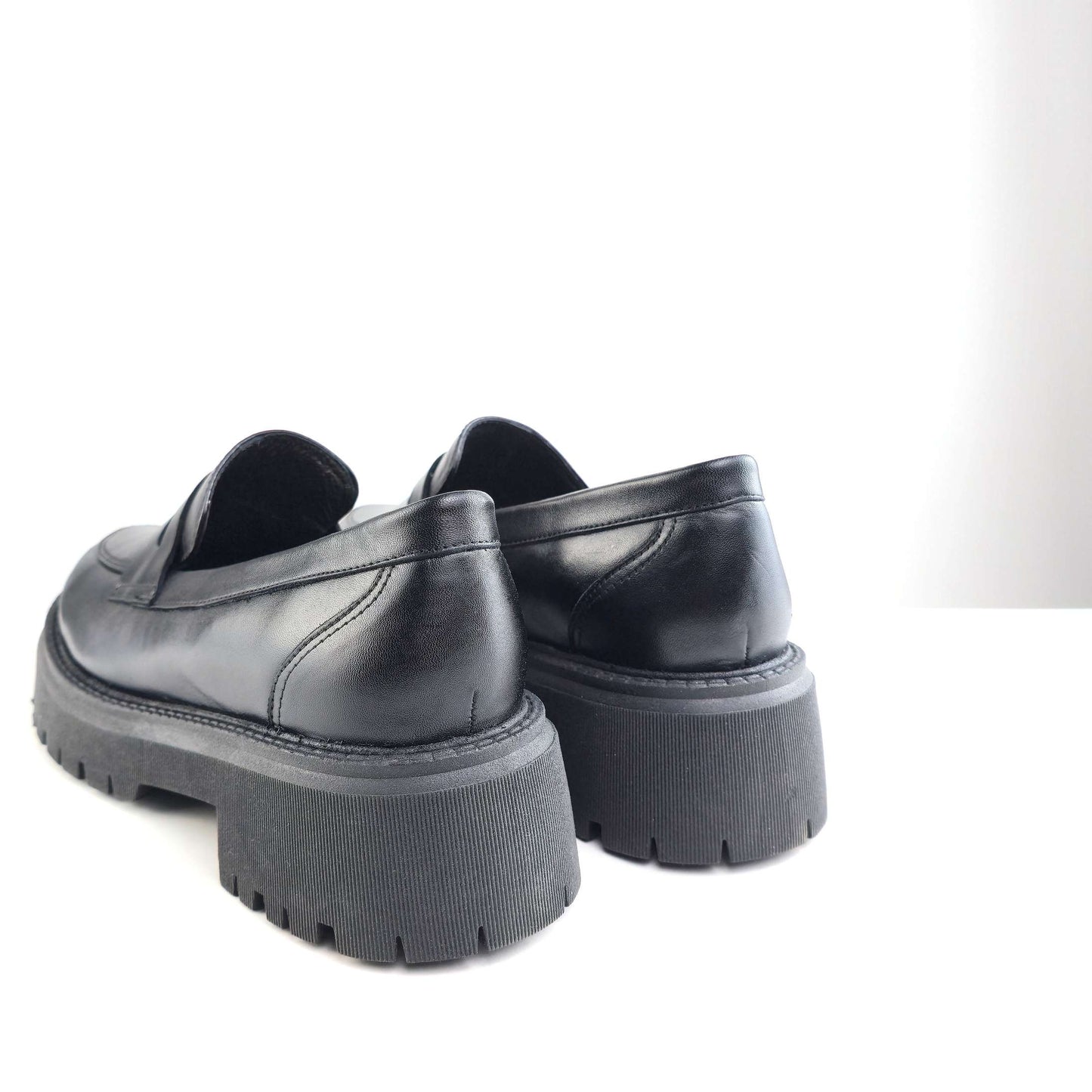 0817 chaussure en cuir femme beige/noir