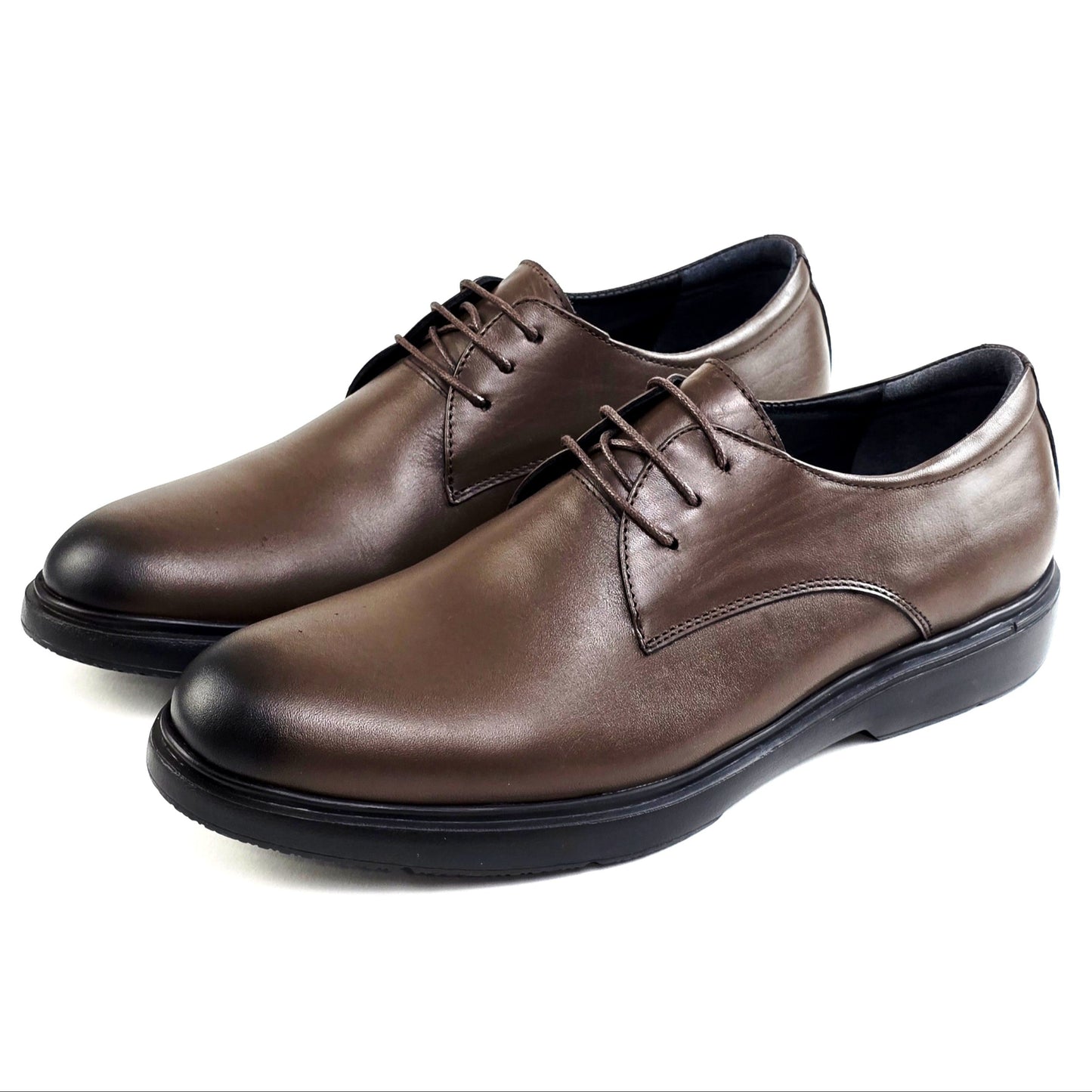 06 chaussure Richelieu confortable homme en cuir marron