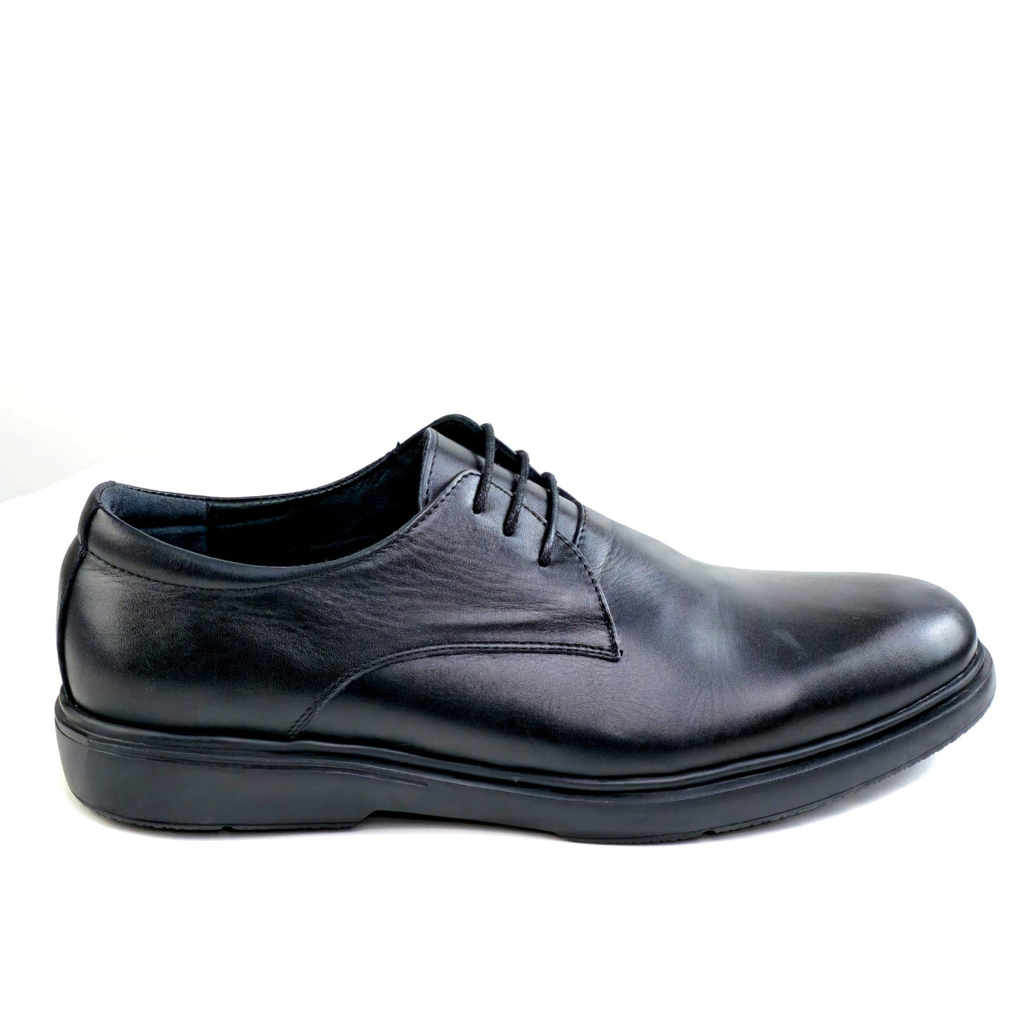 06 chaussure Richelieu confortable homme en cuir noir