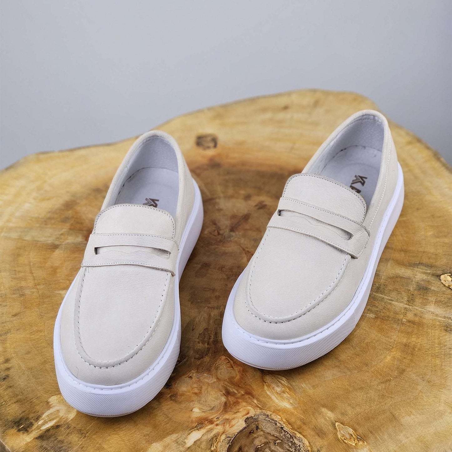 0221 Chaussure Sneaker Homme en cuir  beige nubuck