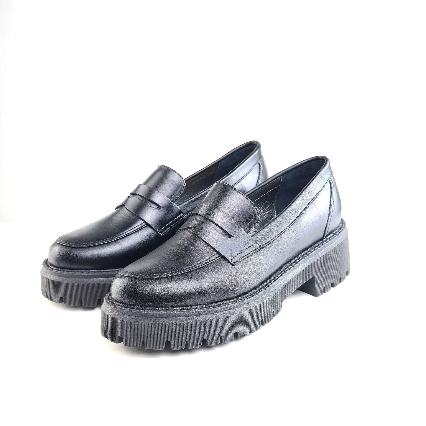 0817 chaussure en cuir femme noir