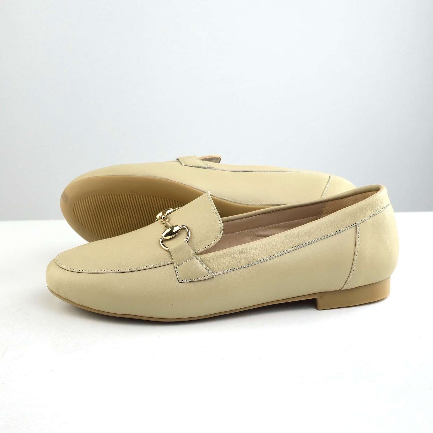 0254 chaussure en cuir femme beige