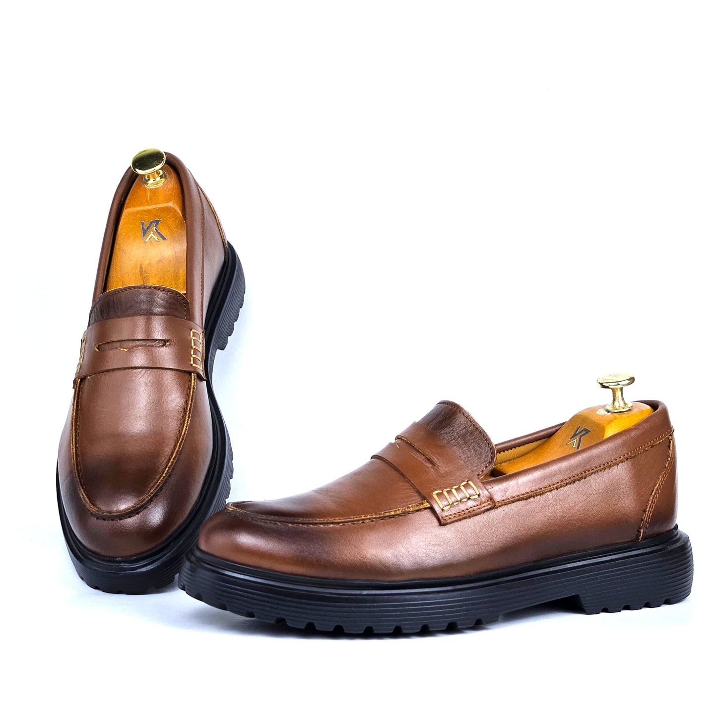 066 Chaussures Homme Mocassins sports en cuir tabac