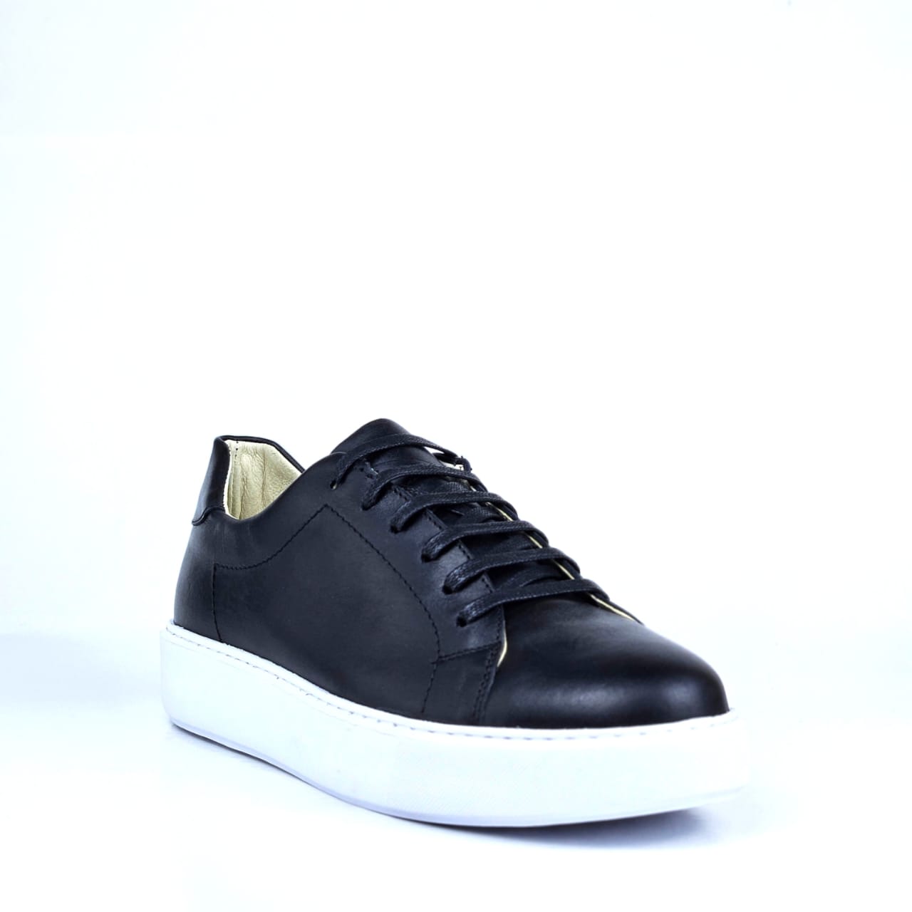 0222 Chaussure Sneaker Homme en cuir  noir