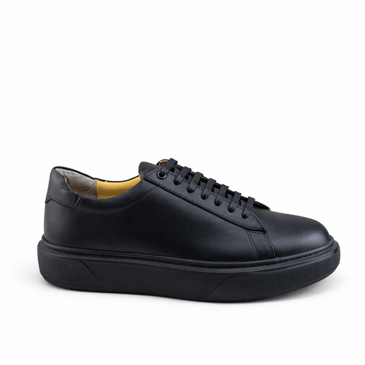 040 Chaussure Sneaker Homme en cuir noir