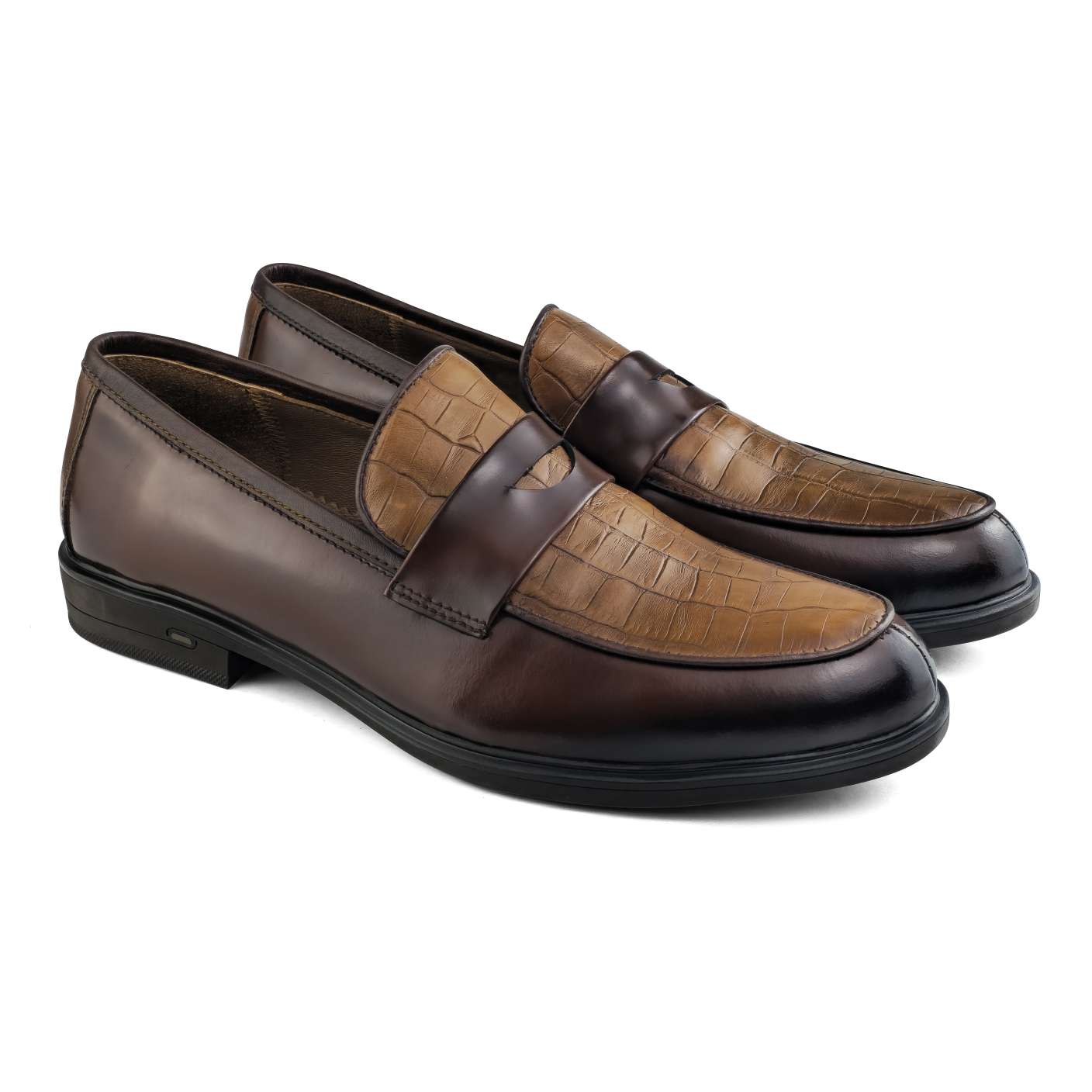 0144 Chaussure Sneaker Homme en cuir marron