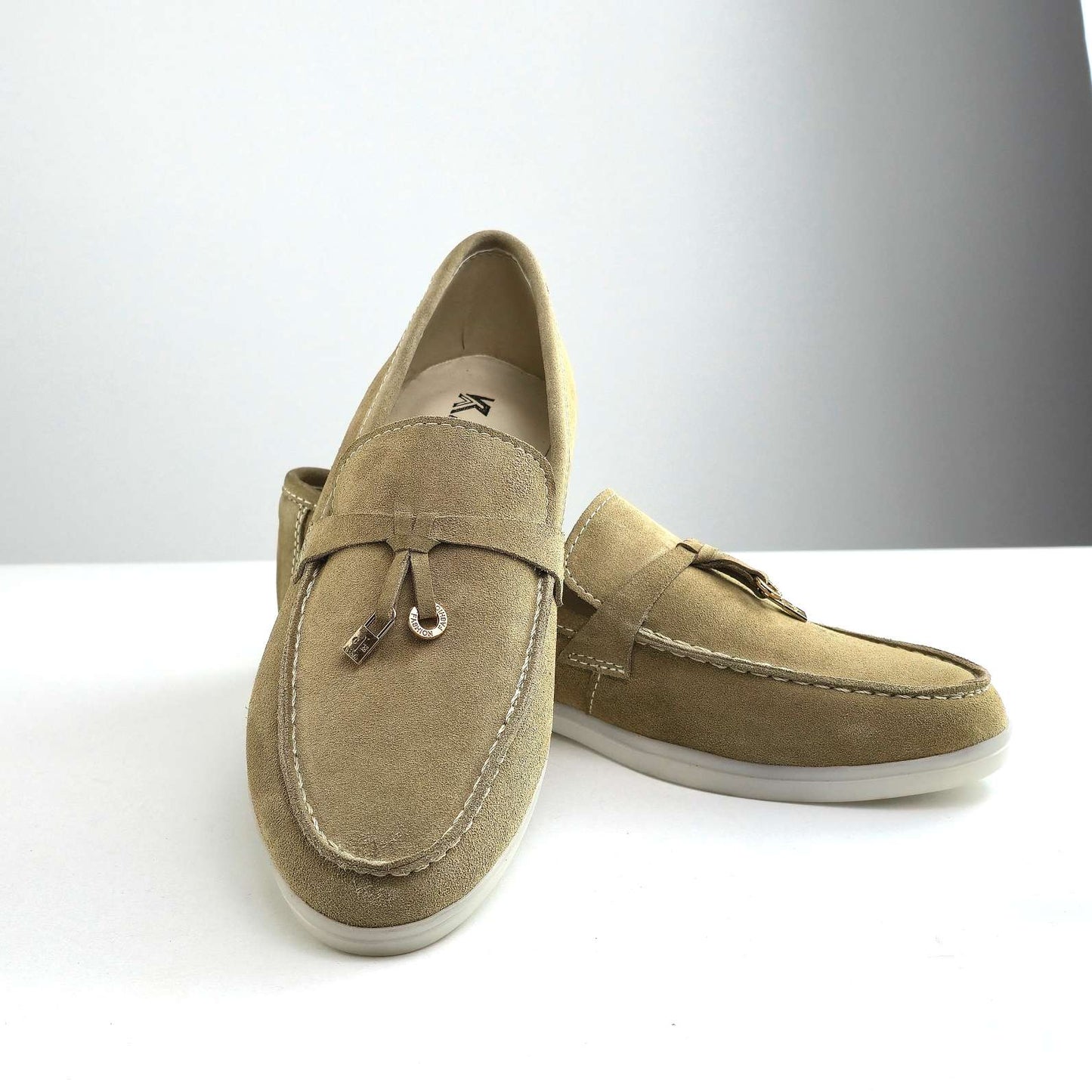 0116 chaussure Femme en cuir daim biege