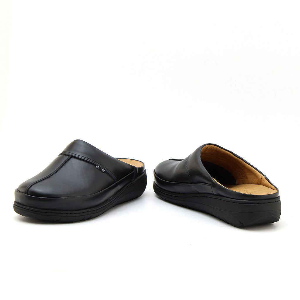 0200 SABOT EN CUIR MEDICAL NOIR