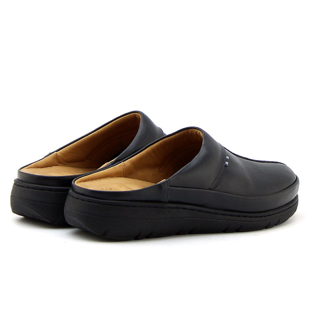 0200 SABOT EN CUIR MEDICAL NOIR